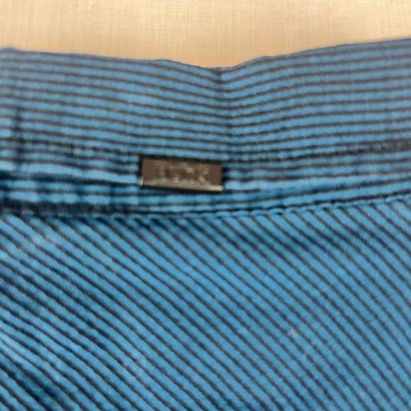 Buckle Black Men's XL Blue Striped Long Sleeve Button-Up Shirt Y2K Rock - Picture 9 of 11